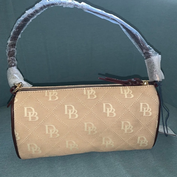 NWT Dooney & Bourke purse - Picture 3 of 5